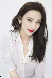 爆料娱乐圈彭小苒是谁啊,揭秘她的爆红之路 第1张 爆料娱乐圈彭小苒是谁啊,揭秘她的爆红之路 第1张