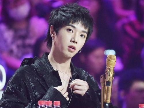 蓝姓艺人爆料视频大全集,揭秘娱乐圈不为人知的秘密  第1张